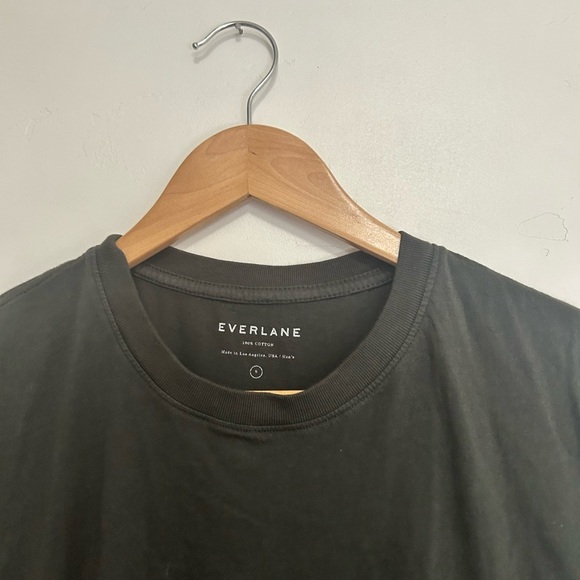 Everlane‎ dark green men’s 100% cotton pocket tee shirt - Picture 5 of 6
